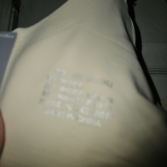 Magic Bra, no tags were attached originally - Picture 3 of 5